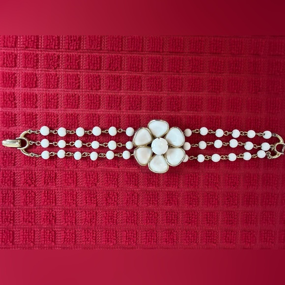 Jewelry - Vintage White Beaded Floral Bracelet Gold Tone Triple Strand Mid Century